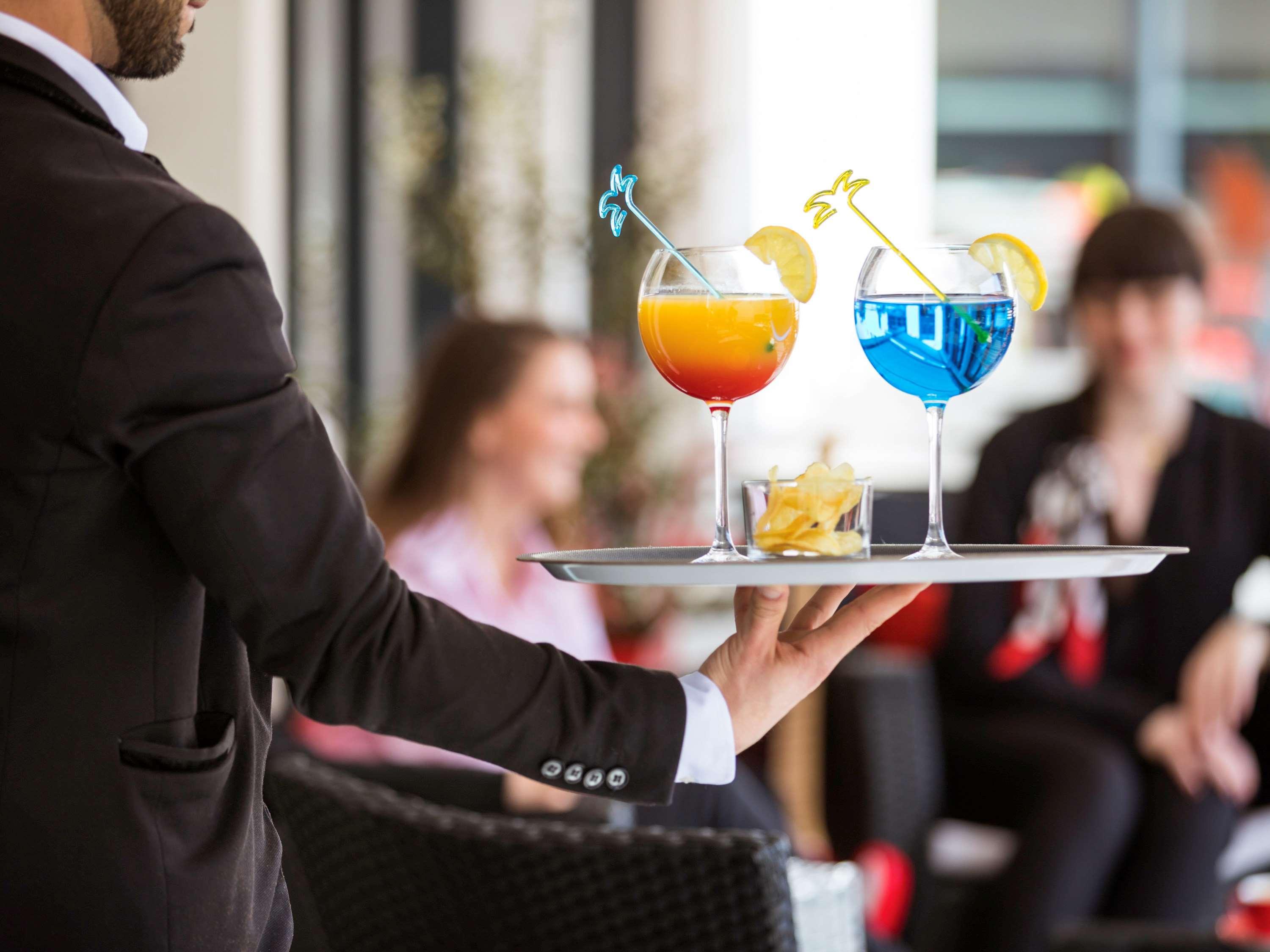 Ibis Saint Quentin En Yvelines - Velodrome Hotel Montigny-le-Bretonneux Exterior photo